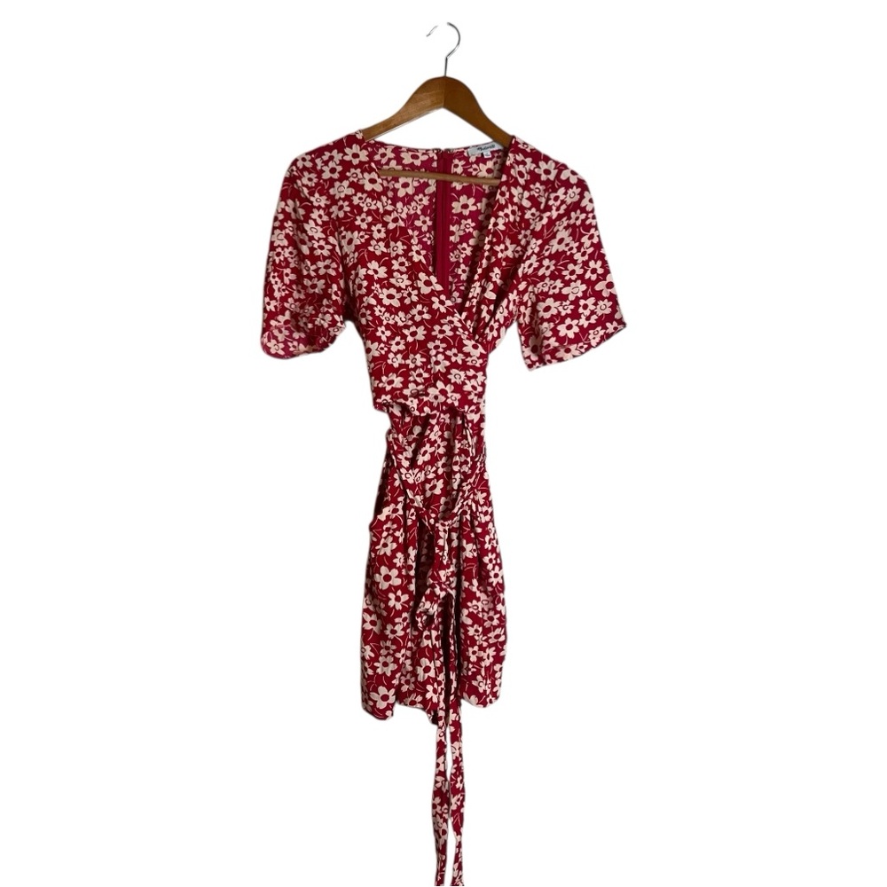 Madewell red floral romper. Size 4‎